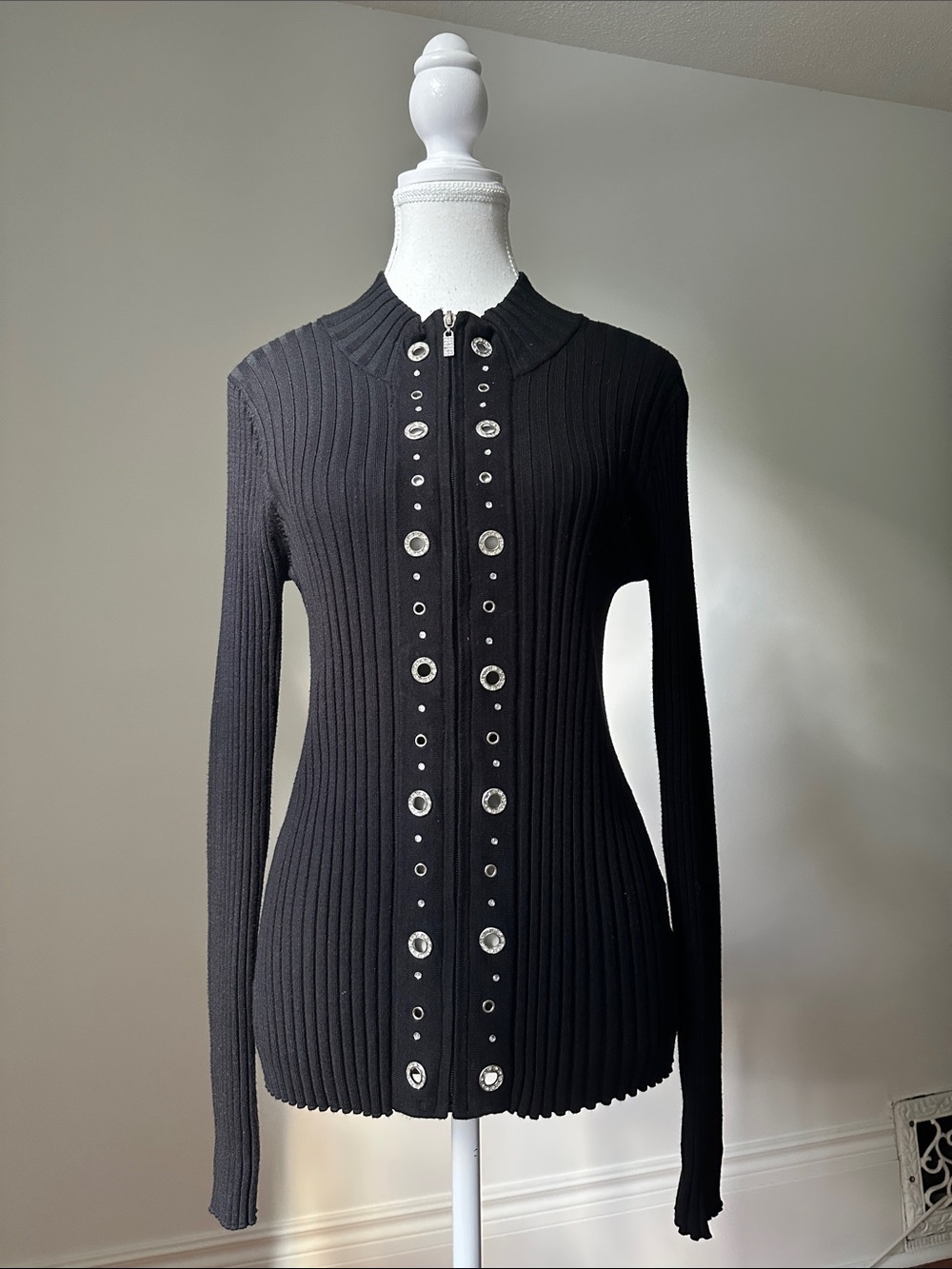 BELLDINI Black‎ Ribbed Crystal Grommet Whimsigoth Punk Boho Zip Sweater Large